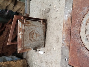 Ușă din fontă pentru sobă  - imagine 3