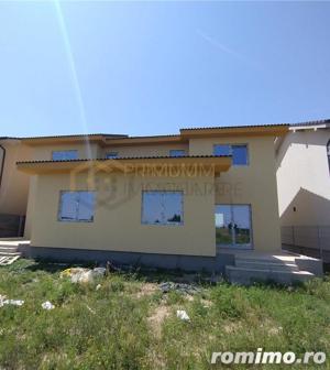 Duplex - toate utilitatile - dormitor la parter