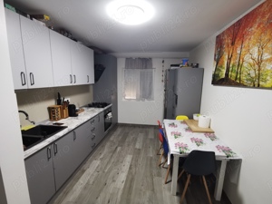 Vând apartament cu 3 camere în Lugoj zona cotul mic - imagine 5