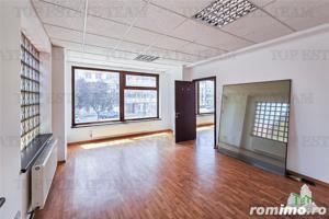 Cladire Targoviste de inchiriat, optim birouri, cabinete medicale - imagine 16