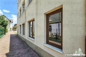 Cladire Targoviste de inchiriat, optim birouri, cabinete medicale - imagine 3