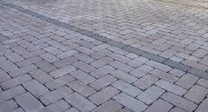 Echipa de pavatori montam pavaj - imagine 2