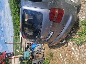 vînd sau schimb vw touran - imagine 4