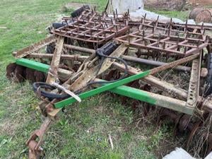 Vand disc 3.2m romanesc cu 3 grape incluse