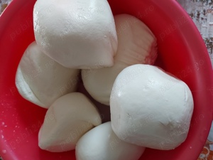 Vând branza de capra - imagine 2 Vând branza de capra - imagine 2