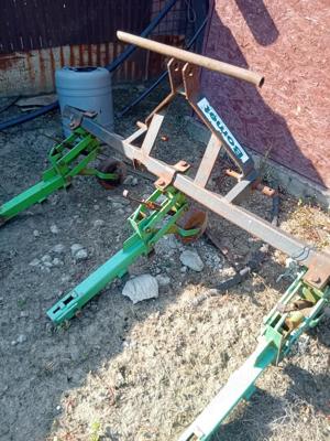 Prășitoare cu trei secții - imagine 2