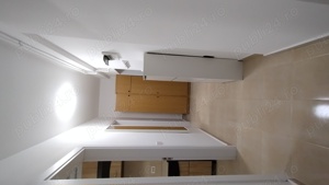 METROU ,garsoniera spatioasa,46 m,luminoasa,proprietar,parcare,terasa,,mobilata,bloc nou - imagine 8