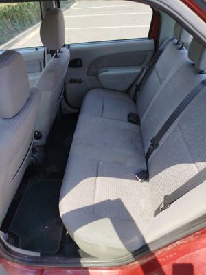 Vând Dacia Logan, model Laureate, an 2007, benzină, 1400 cm3, 127800 km - imagine 7