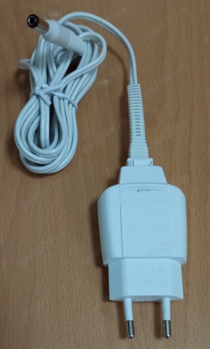 Vand 2 Alimentatoare Originale BRAUN 12V  400mA pentru Aparate de Ingrijire Personala