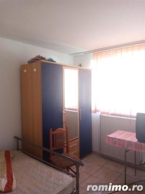 Apartament, 3 camere decomandat, Bacau, zona Orizont - imagine 10