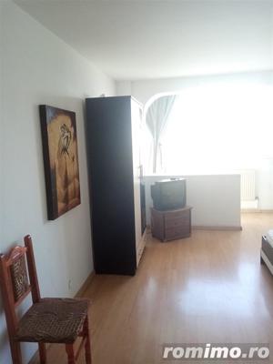 Apartament, 3 camere decomandat, Bacau, zona Orizont - imagine 2