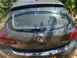 DEZMEMBREZ OPEL ASTRA J - imagine 8