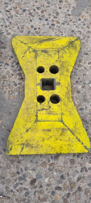 baze din plastic pentru gard organizare santier - imagine 3