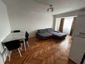 Închiriez in regim hotelier apartament cu doua camere decomandate Satu Mare - imagine 7