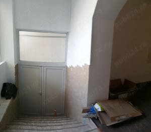 Ofer spre vanzare apartament la casa ultracentral parter - imagine 3