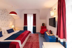 De vanzare Boutique Hotel Rocker's Inn, locatie functionala, zona Cheile Nerei - imagine 15