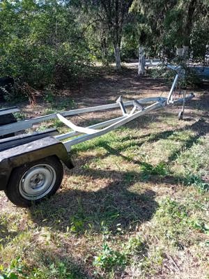 Peridoc barca pe o singura axa