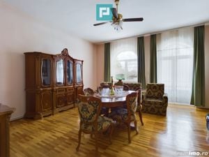 Vilă cu 3 apartamente în zona Parneava - imagine 15