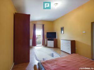 Vilă cu 3 apartamente în zona Parneava - imagine 6