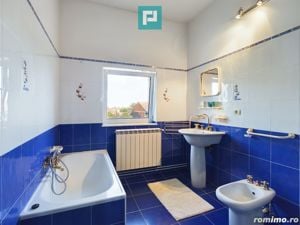 Vilă cu 3 apartamente în zona Parneava - imagine 9