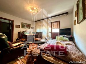 Apartament cu 3 camere, etajul 3, garaj si boxa in CF, zona Girocului - imagine 2