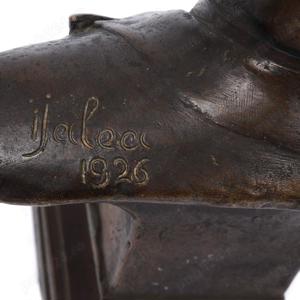 I.Jalea bust  IC Bratianu  - imagine 4