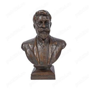 I.Jalea bust  IC Bratianu  - imagine 2