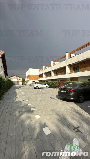 Vila individuala cuplata, in complex rezidential modern, cu 5 camere si living de 47 mp, langa Pod D