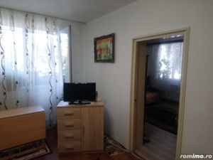 Apartament cu doua camere decomandat in zona M4 - imagine 2