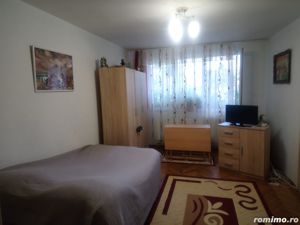 Apartament cu doua camere decomandat in zona M4 - imagine 7