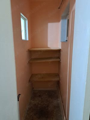 Închiriez apartament cu 2 camere  - imagine 7