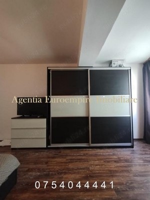 Apartament de vanzare in Constanta, Mamaia Statiune - 2 camere, 70 mp - imagine 5