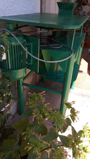 Masina de facut pasta de macese - imagine 4