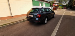 Skoda Octavia 1.6 TDI AUTOMATA DSG 7 EURO 6 Elegance - imagine 8