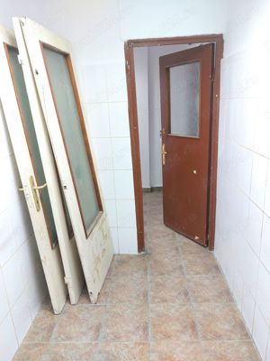 Sagului spatiu comercial 16 mp. - imagine 11