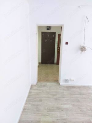 Sagului spatiu comercial 16 mp. - imagine 12