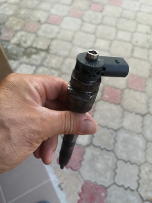 Vînd injector bosch pt vw pasat b8 2.0 tdi 150 cp euro 6 - imagine 2