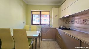 Apartament cu 3 camere de vânzare, 2 locuri de parcare, Floresti