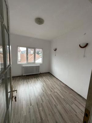 Apartament de vânzare, 5 camere, lângă Internațional, Sinaia - imagine 4