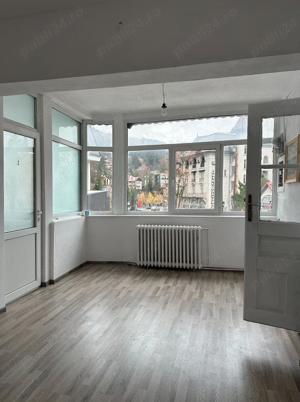 Apartament de vânzare, 5 camere, lângă Internațional, Sinaia - imagine 3