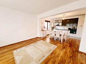 Apartament 3 camere în duplex, la parter - imagine 8