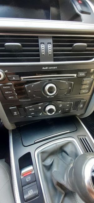  Proprietar Vand Audi A 5 an 2012 Facelift - imagine 9