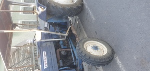 Vând Tractor Ford 2000, în bună stare de funcționare, și plug. - imagine 3