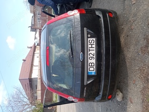 Vând autoturism Ford Fiesta 