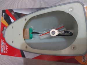 Antena Auto FM AM tip Aripioara de Rechin (Shark Tail) - imagine 5