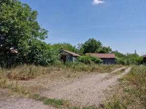 Sediu ferma, intravilan 3800 mp, DN Bucuresti-Urziceni - imagine 3