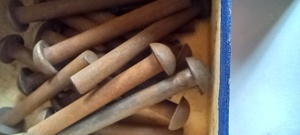 șaibe, piulițe, nituri, ventile, rulmenți, etc vechi  - imagine 4