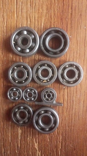 șaibe, piulițe, nituri, ventile, rulmenți, etc vechi  - imagine 3