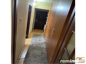 Apartament 2 camere   modificat in 3 , Dambovita, centrala proprie - imagine 6