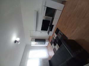 Inchiriez apartament cu 3 camere